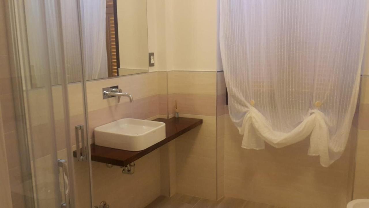 Bed and Breakfast Brezza Marina Marina Di Carrara Exteriér fotografie