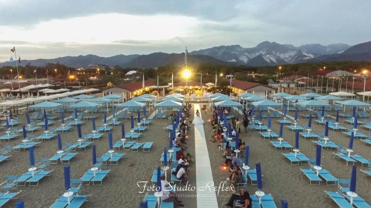 Bed and Breakfast Brezza Marina Marina Di Carrara Exteriér fotografie